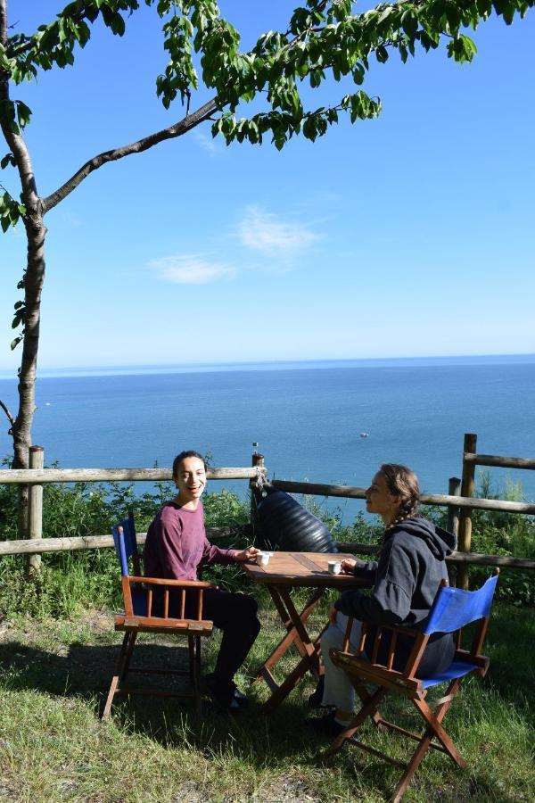 Camping Gabicce Monte 가비체 마레 외부 사진